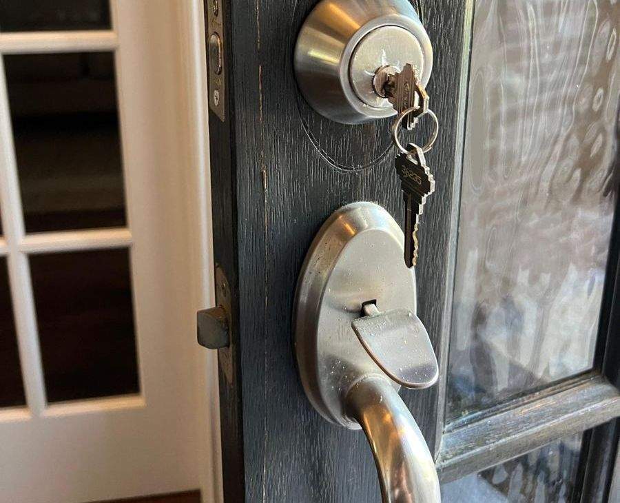 Key in a door lock cylinder during broken key extraction in Frisco TX